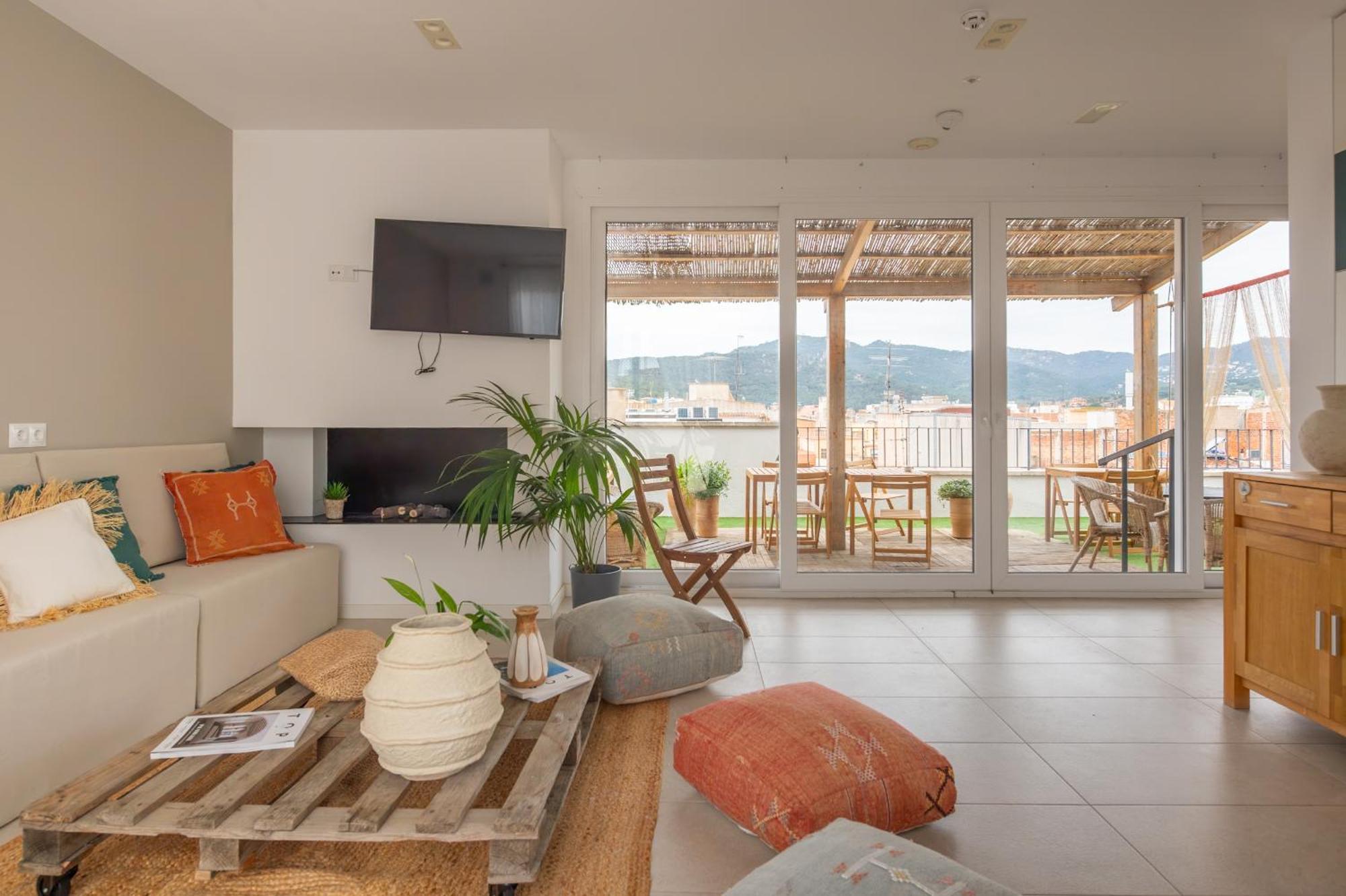Hostal Boutique Es Portalet ซานต์เฟลิอูเดกีโซลส์ ภายนอก รูปภาพ