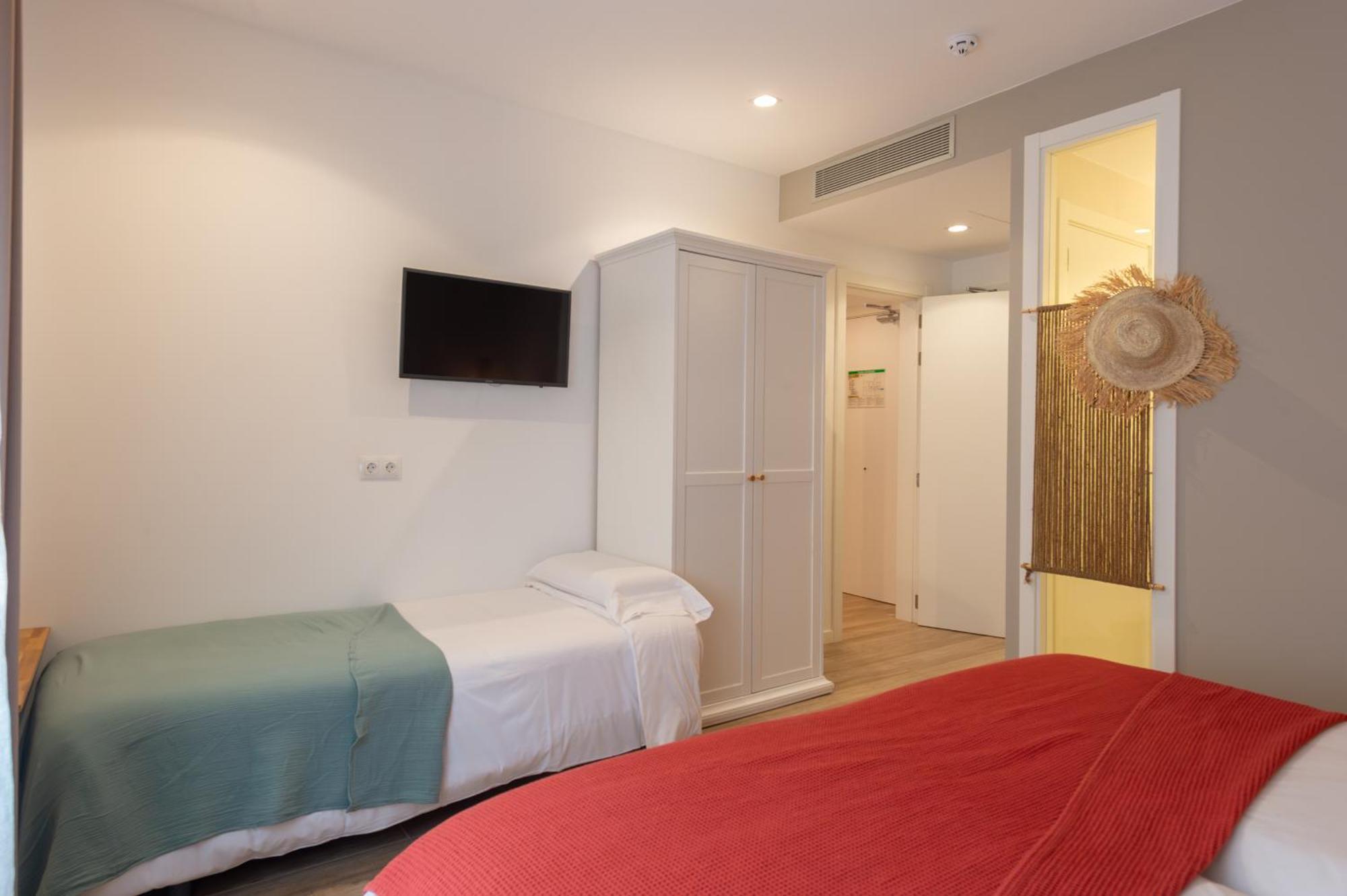 Hostal Boutique Es Portalet ซานต์เฟลิอูเดกีโซลส์ ห้อง รูปภาพ